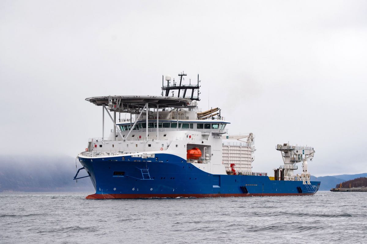 Cable-lay vessel NKT Victoria at sea