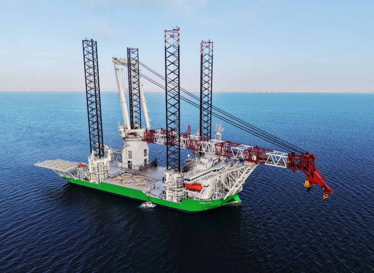 Norse Wind jack-up installation vessel at sea