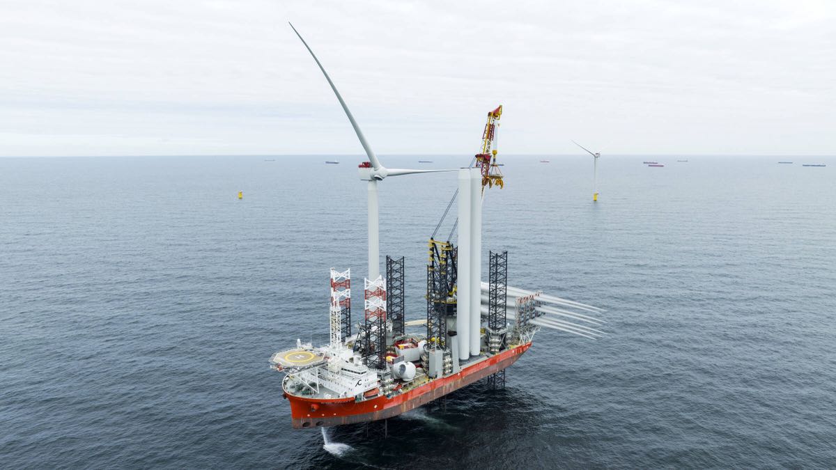 Wind Osprey installing a turbine at an offshore wind farm